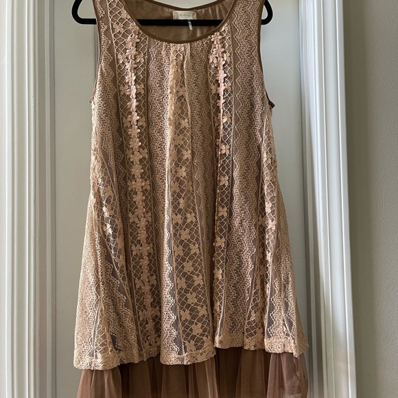 Beautiful Dress by Altar’d State Sz L - Picture 2 of 5